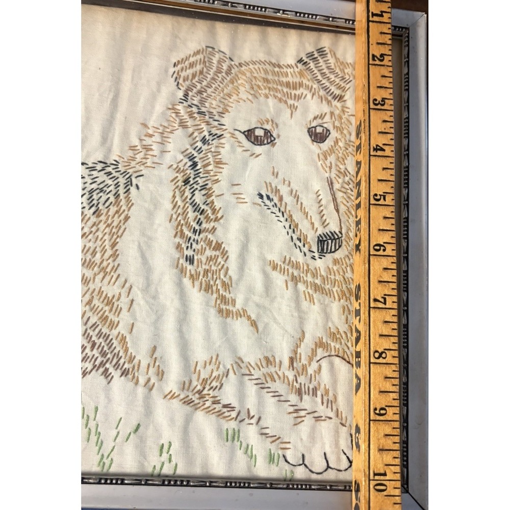 Vintage Hand Embroidered Collie Dog Portrait Framed Textile Art 12x10 Folk Art - Picture 6 of 6